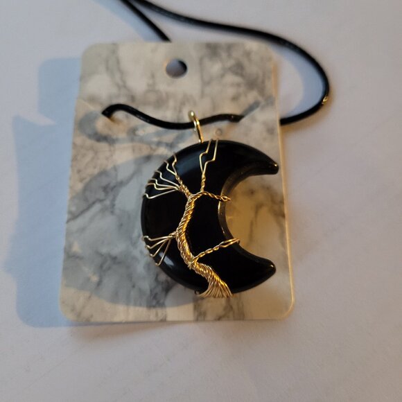 Black Crescent Moon Necklace - Picture 1 of 1